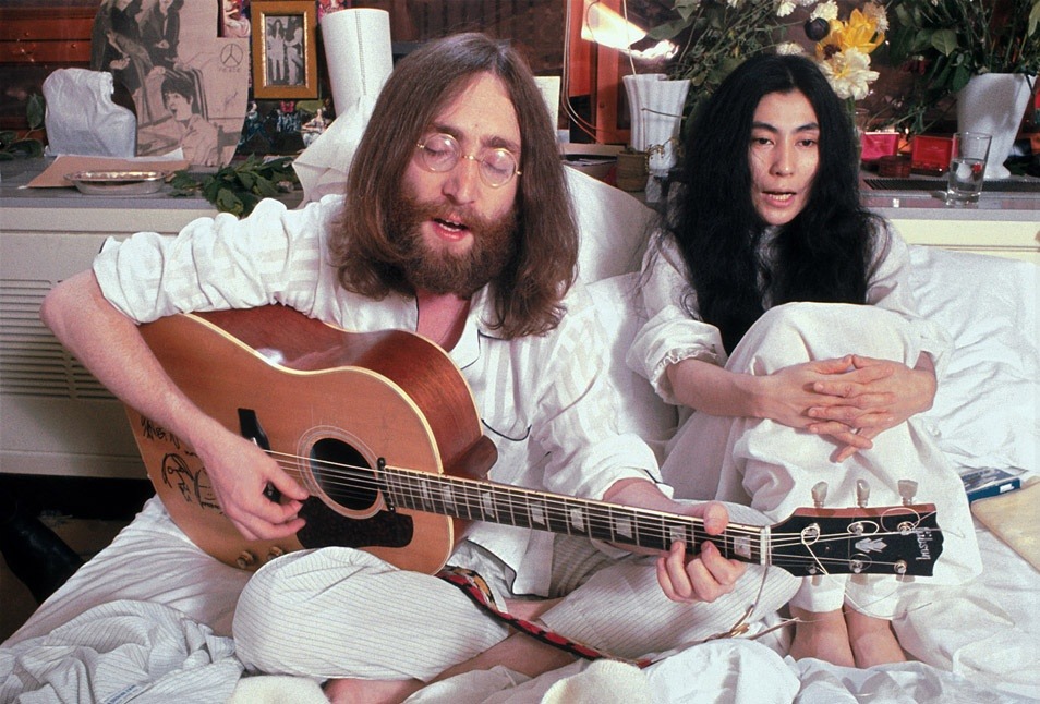 20aliens:  John and Yoko rehearse “Remember Love”, the flip-side to “Give Peace