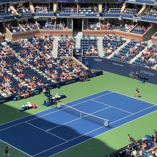 A rare sighting so far: a winner. #wozniacki #carolinewozniacki #andreescu #biancaandreescu #winning