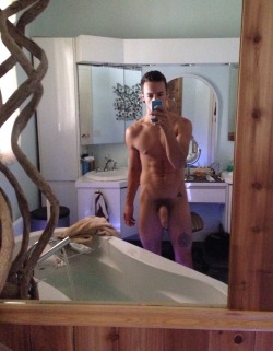 myregularneed:  “…my nude selfie game is too strong for my own blog.” 