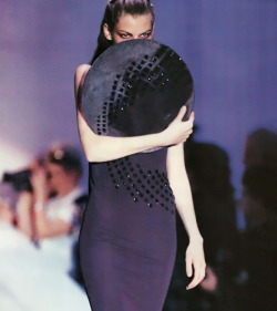 jinxproof:  Angela Lindvall | Hussein Chalayan F/W 1997