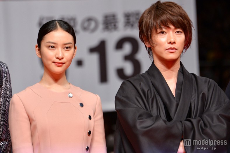 licoricewall:  武井咲 (Emi Takei): Premiere event for ‘るろうに剣心’