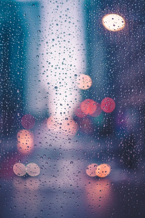 helpingg: Raindrops + Glass