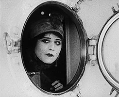 clarabows:Theda Bara in A Fool There Was (1915)