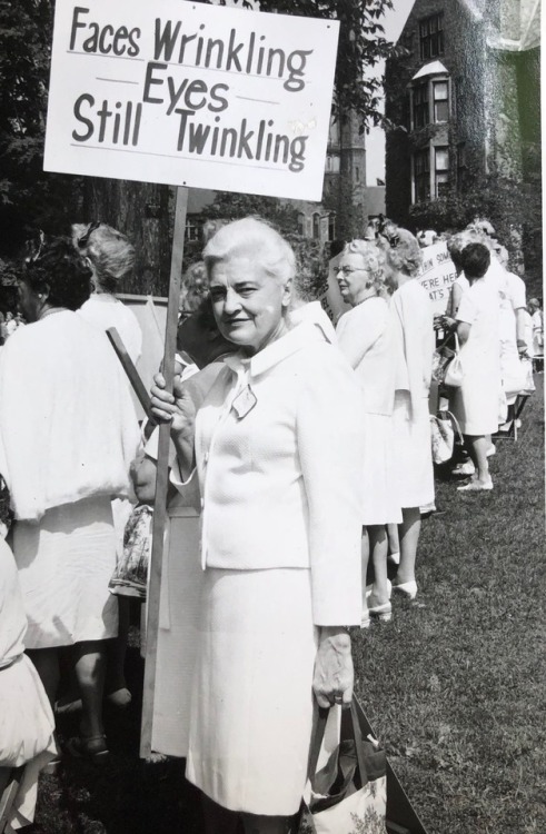 Congratulations @mtholyoke Class of 2018! Your “great grandmother class” – the Cla