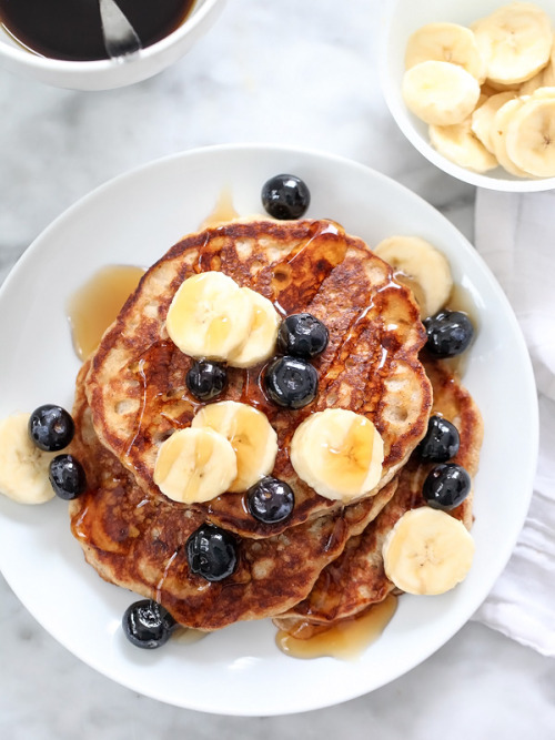 foodffs: The Best Banana Bread Pancakes Really nice recipes. Every hour.