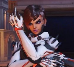 dutchmuslim:  whoever’s is in charge of sombra’s hair in her legendary skins turn on your location i just wanna talk :)!   