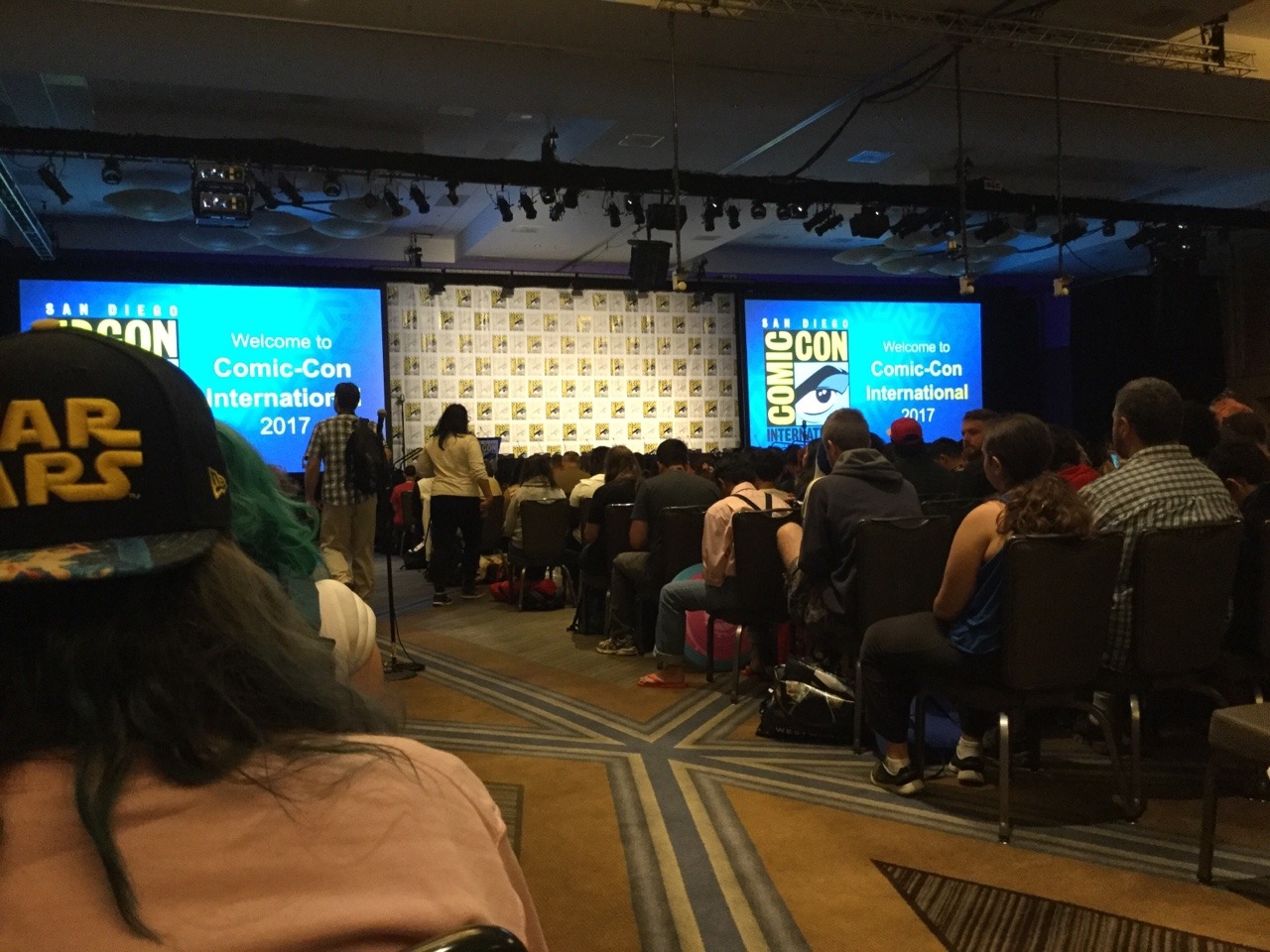 pan-pizza:Steven Universe and OK Ko panel. The mic is there for questions. I must