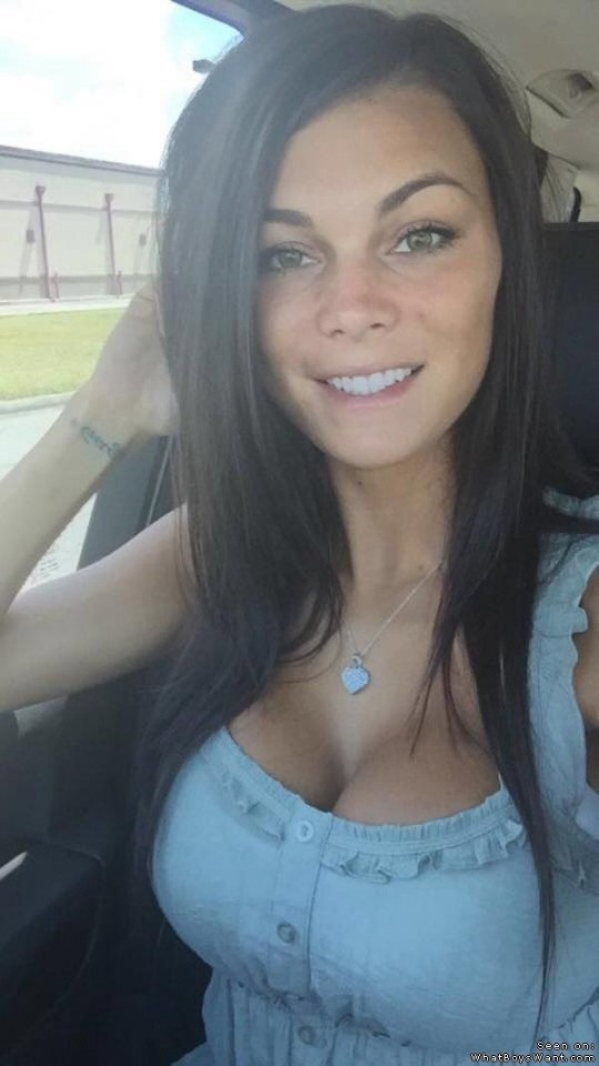 Real Name: Michelle Pics: 32 Looking: Men Online Now: Yes. Profile: CLICK HERE