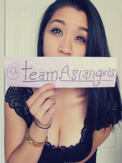 teamasiangirls: Ana &lt;3 rottonstrawberries​.tumblr.com teamasiangirls.tumblr.com