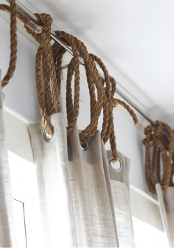 valscrapbook:  aros: Rope as Curtain Ring