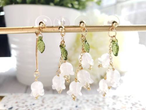 figdays: Lily of the valley dangle earrings // NovemberSecret