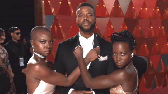 thehighpriestofreverseracism:  notanunsophisticatedwoman:  stream: 2018 Oscars Glambot