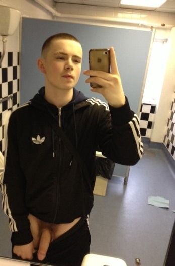 uklc:  ** REQUESTED ** This is Reece 18yo! Requested! Hes a right chav! Amazing cock