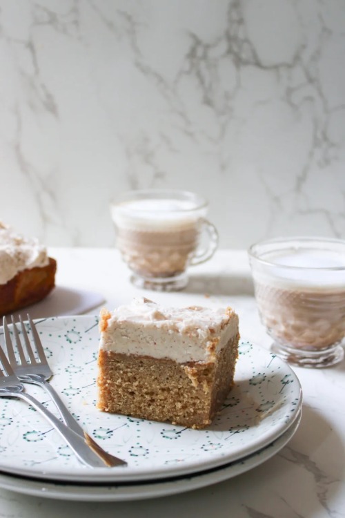 fullcravings:  Brown Butter Chai Cake