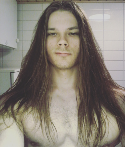 hairynmuscleman:  Beast mode activated Hairy’n’Muscle Man the hottest men http://hairynmuscleman.tumblr.com/ 