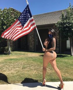 big-booty-naked:  The Purge has commenced