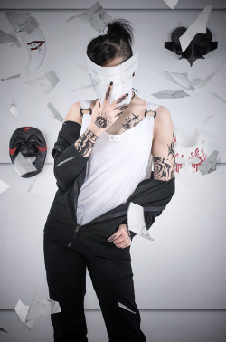 vandariwuuuuutcosplay:  Character: Uta Anime/Manga: Tokyo Ghoul CN: LALAax World Cosplay