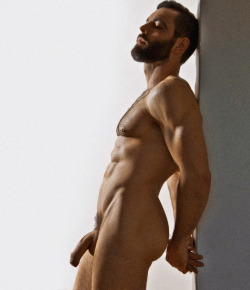 naked-males: nudists-and-exhibitionists |