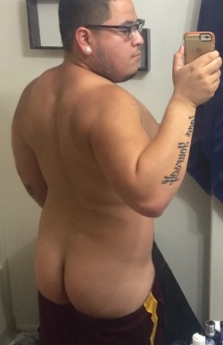 writteninthenude:  beefbearrito:  orlando82:  beefbearrito:  akbearcub:  beefbearrito:  Booty Wednesday  I cant wait to meet this hottie and make out……if he doesn’t mind.  of course I don’t akbearcub  Your whole body is beautiful! ☺️ would