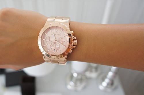 DREAM FASHION