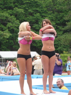 Pick-A-Chick:  Blonde Vs Brunettei’d Pick The Blonde Chick Here!