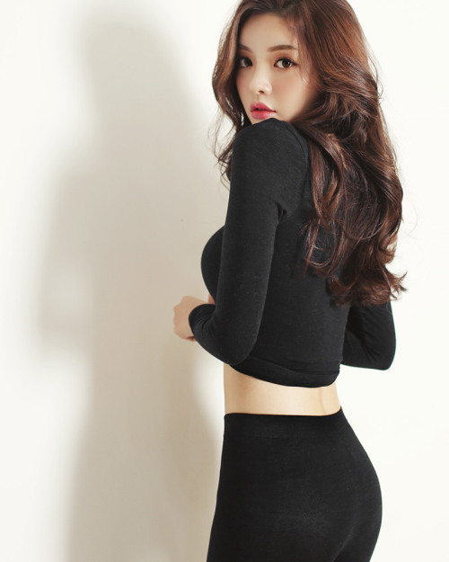 sexyhotasiangirlshd:For more sexy koreans, checkout this app: goo.gl/XNiupL