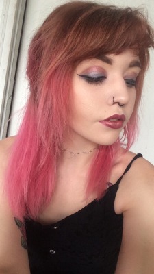 constant-head-ache:  Ayyyy look at my makeup