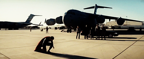  Step back, he’s gonna take off  