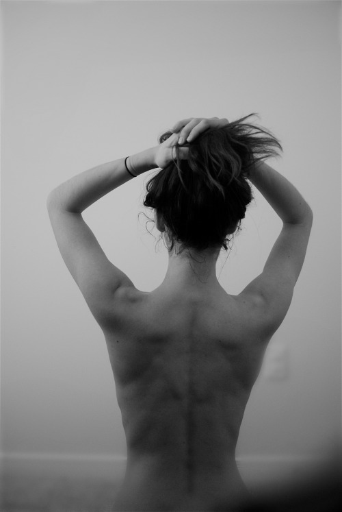 fuckingforpleasure: (Dreamsubmission) Lovely sexy back.