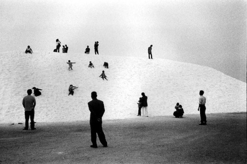 bobbycaputo: Surrealist Street Photos by Chang Chao-Tang Reveal Glimpses of Taiwan in Decades Past