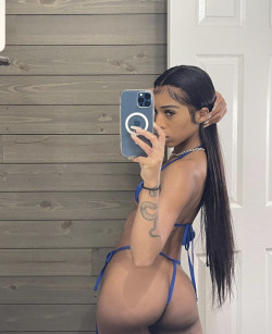 blossomallie001:You know the vibe. ❤️I’m down for meet up to get spun and fuck