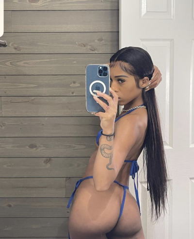 blossomallie001:You know the vibe. ❤️I’m down for meet up to get spun and fuck