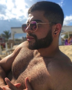 beardburnme2:Karlitoschac instagram