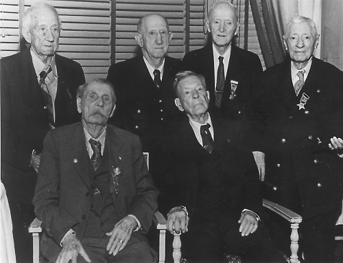 Ohio’s remaining Civil War Veterans reunite at the end of World War II, 1945.Front  from left,
