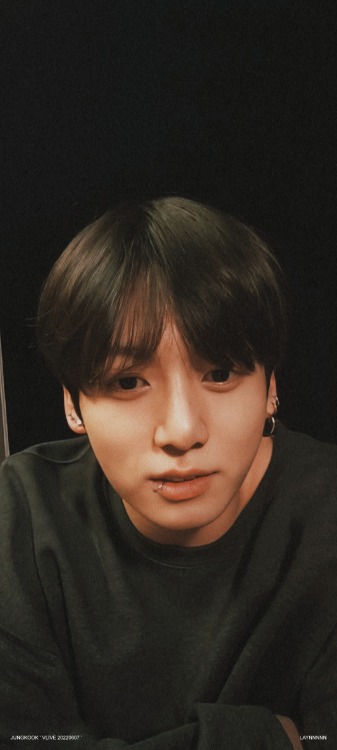 | Jungkook ‘ Vlive 20220607 ’ | Wallpapers | - Jungkook as boyfriend material :) &rsaquo