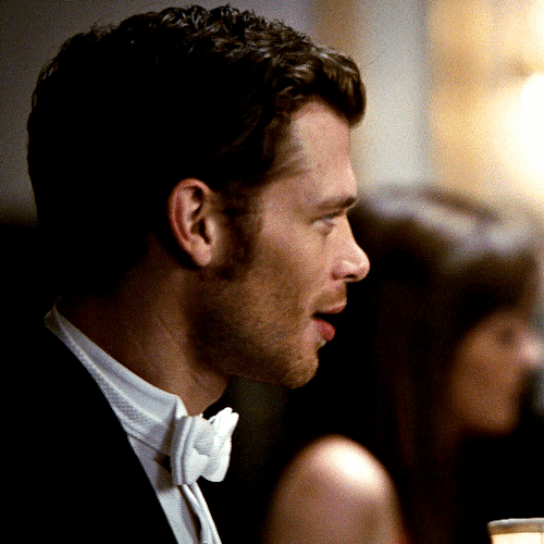 Klaus and Caroline in “Dangerous Liaisons” 