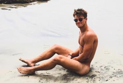 Matthew crawford naked