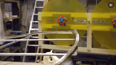 science-gifs:  Levitating Superconductor on a Möbius strip [video] h/t hilker 