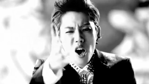 mykpopblacknwhite - Ihasdinowoo