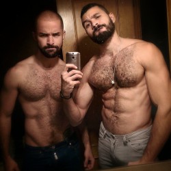 barebearx:  tzaris:  THE TYPICAL PIC AFTER GYM… ARTISTS IN THEIR NARCISSISTIC MOMENT LOL by thiagodj1 http://ift.tt/12uecqg  ~~PLEASE FOLLOW ME ** 😊😊😊🐼 ♂♂ OVER 46,000  FOLLOWERS   (Thank You)  ~~~~~~ http://barebearx.tumblr.com/ **for