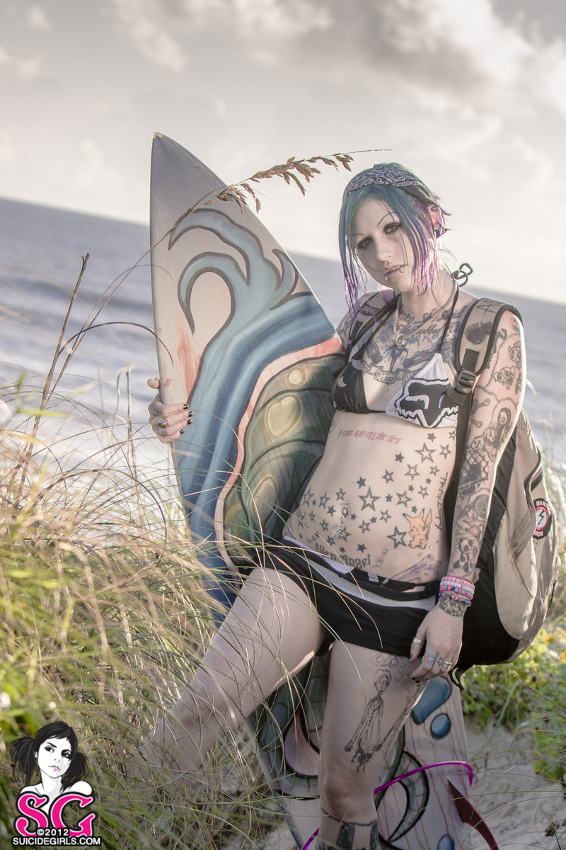  Drave Suicide. 