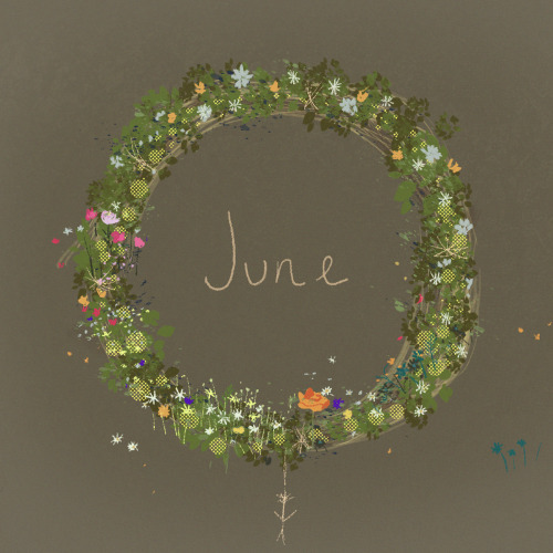 June CrownFirst day of June! Hope all of you lovely witchy friends have a great June full of magical