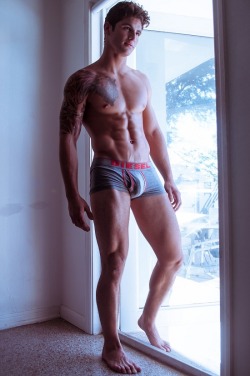 men-who-inspire-me:  Kevin Orozco by Scott