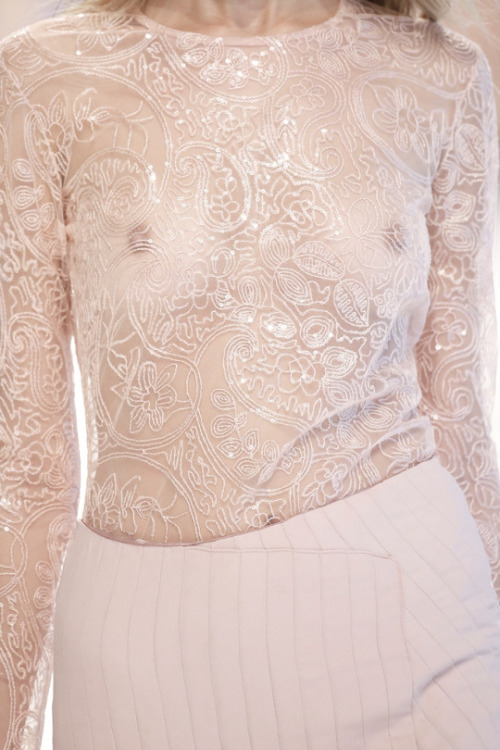phreshouttarunway: Menchén Tomàs S/S 2016