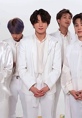 joonyoong:Yoongi making Jungkook laugh