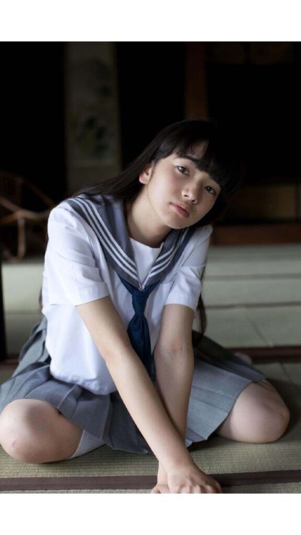 dodododoema:  Love her vibes