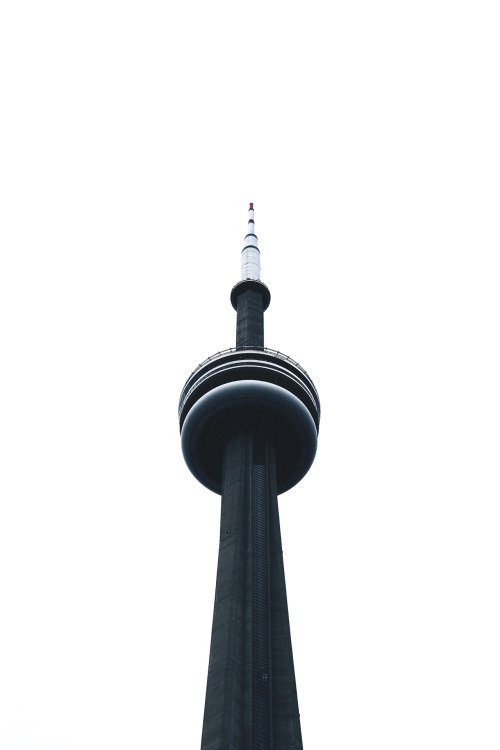 CN Tower by Patrick Tomasso | LVSH