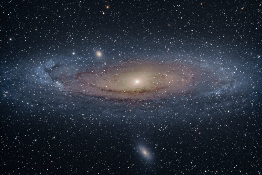 space-pics:  I took a picture of the Andromeda Galaxy through my telescope. It turned