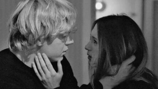 we-are-fading-stars:  I made another gif… I couldn’t resist c: I’m following