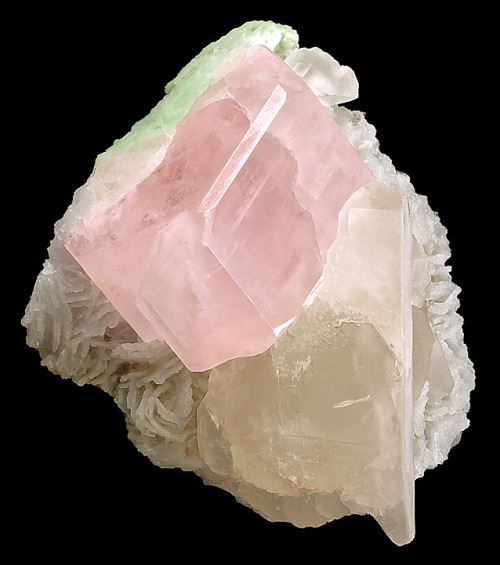 Morganite with Quartz on Cleavelandite - Dara-i-Pech Pegmatite Field (Pech), Kunar Province, Afghani